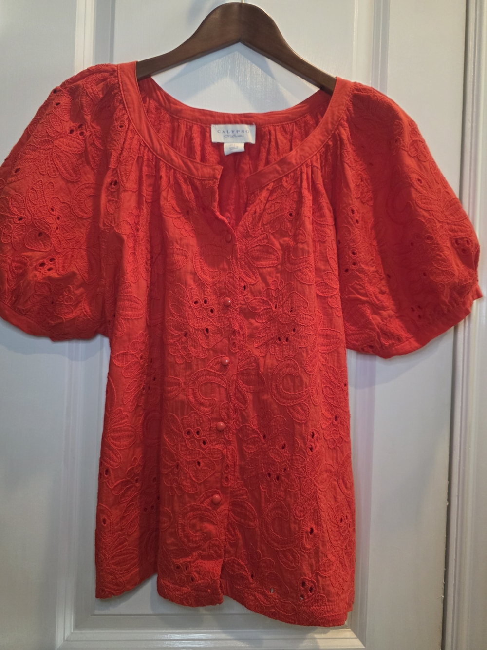 NWOT Calypso St Barth Collection Red Lace Eyelit Top. Sz L Stunning Piece.